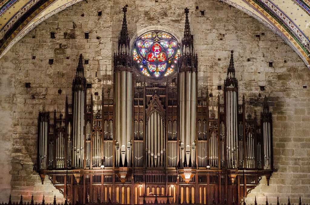 The Link organ in Mirepoix Cathedral.