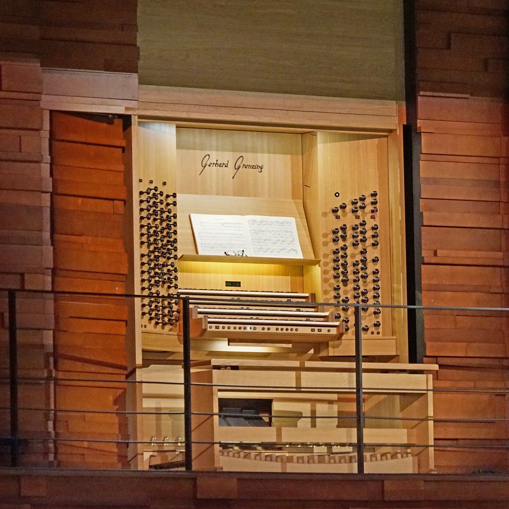 The console of the Grenzing organ in the Grand Auditorium of the Maison de la Radio et de la Musique, Paris,